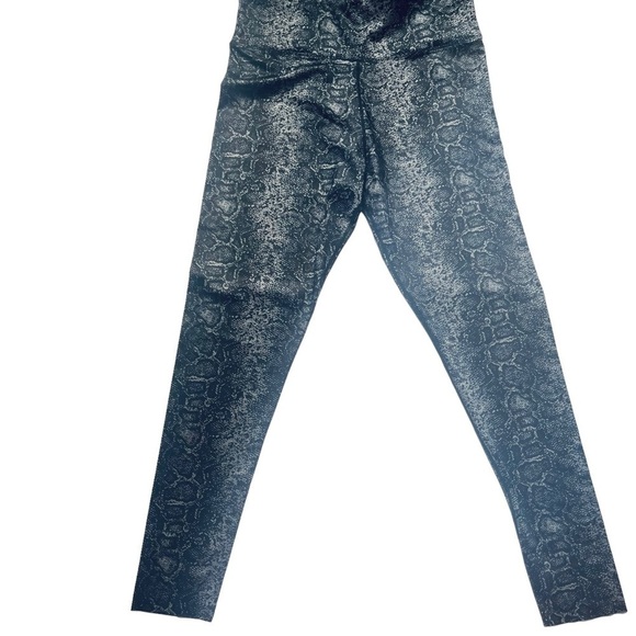 H Halston Studio Yoga pants bicolor snake December sky HSWS2160005 size L - Picture 3 of 13
